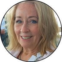 Dr Carolyn Beecham, BSc, QTS, MSc, DEdPsy